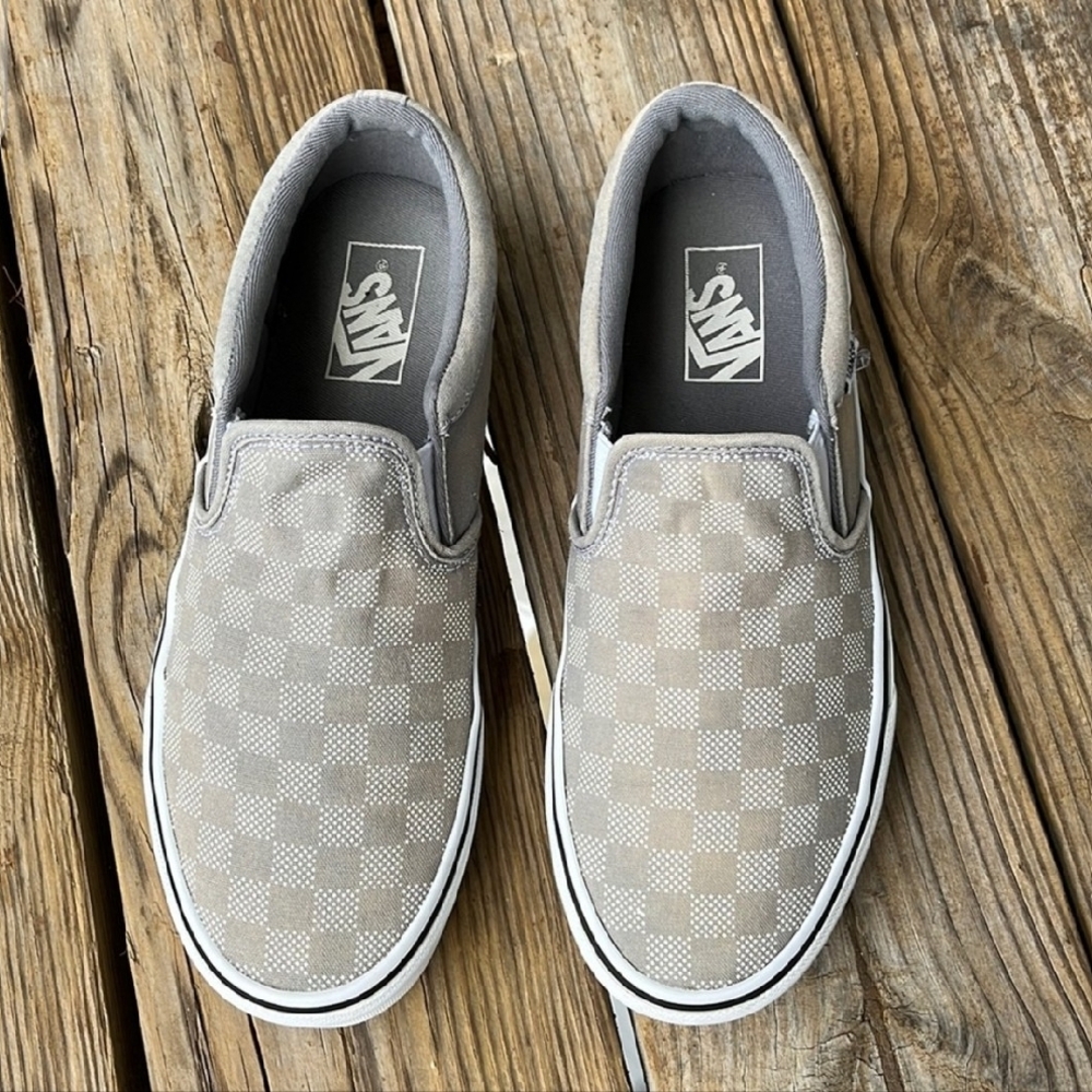 Vans Men's Grey Checkered Slip-On Shoes
